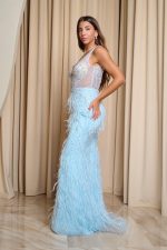 Φόρεμα maxi με κεντημένα στο χέρι στρας και feathers baby blue