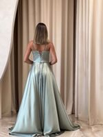Φόρεμα maxi σατέν με σκίσιμο μέντα