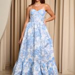 Φόρεμα maxi μπροκάρ στράπλες με ανάγλυφο γαλάζιο σχέδιο λευκό