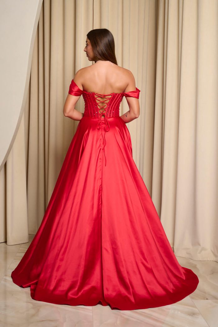 Φόρεμα maxi σατεν off shoulder με κορσέ κόκκινο