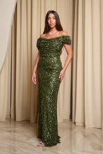 Φόρεμα maxi off shoulder με παγιέτες και ντραπέ μπούστο λαδί
