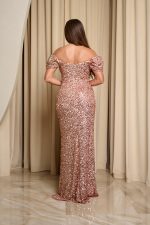Φόρεμα maxi off shoulder με παγιέτες και ντραπέ μπούστο rose gold