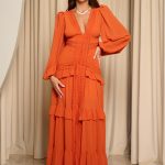 Φόρεμα maxi με κεντημένες λεπτομέρειες και V ντεκολτέ πορτοκαλί