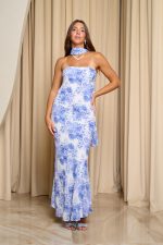 Φόρεμα maxi στράπλες με floral print μπλε - Image 2