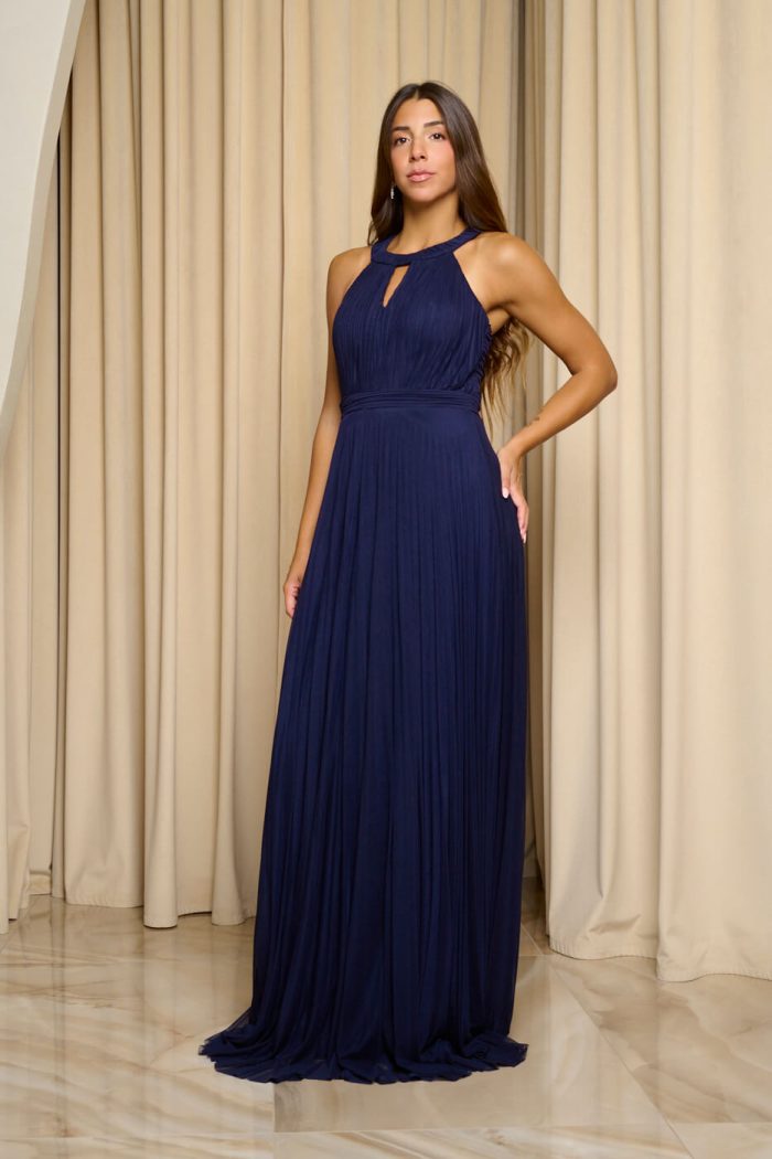 Φόρεμα maxi πλισέ με halter λαιμόκοψη και ραμμένη ζώνη midnight blue - Image 6