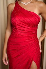 Φόρεμα maxi one shoulder γοργονέ με στρας λεπτομέρειες κόκκινο