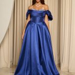Φόρεμα maxi γυαλιστερή οργάντζα off shoulder με κορσέ midnight blue