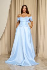 Φόρεμα maxi γυαλιστερή οργάντζα off shoulder με κορσέ baby blue - Image 2