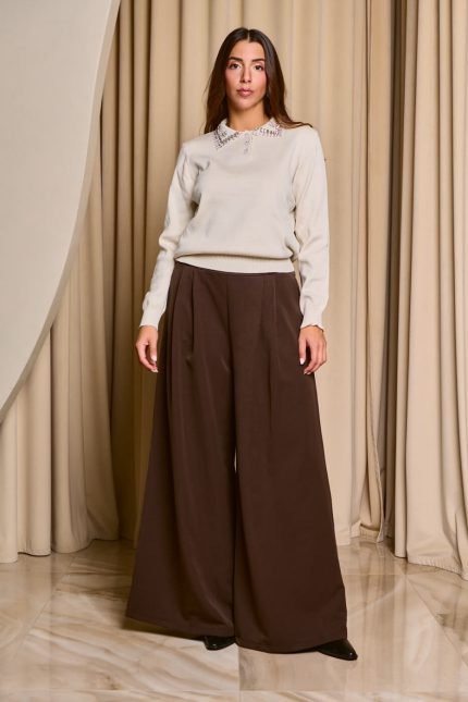 Μπλούζα πλεκτή μπεζ με πέτρες στον γιακά