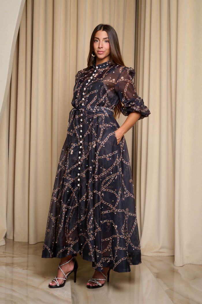 Φόρεμα maxi με chain print και λευκά στρας σε μαύρο