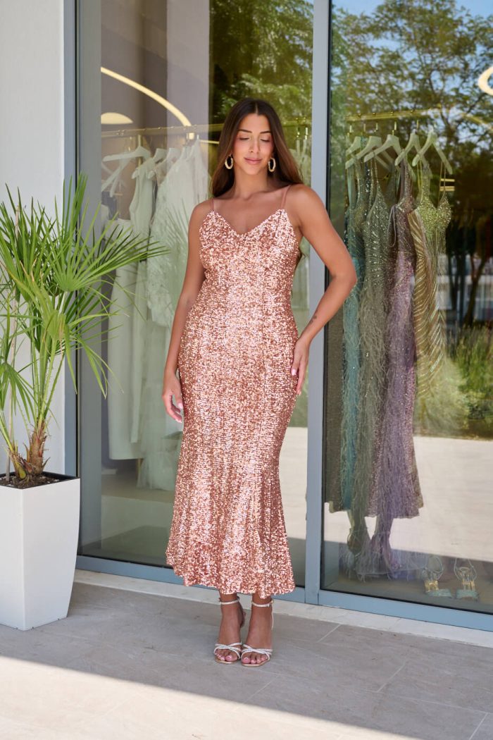 Φόρεμα midi με παγιέτες και λεπτές τιράντες rose gold