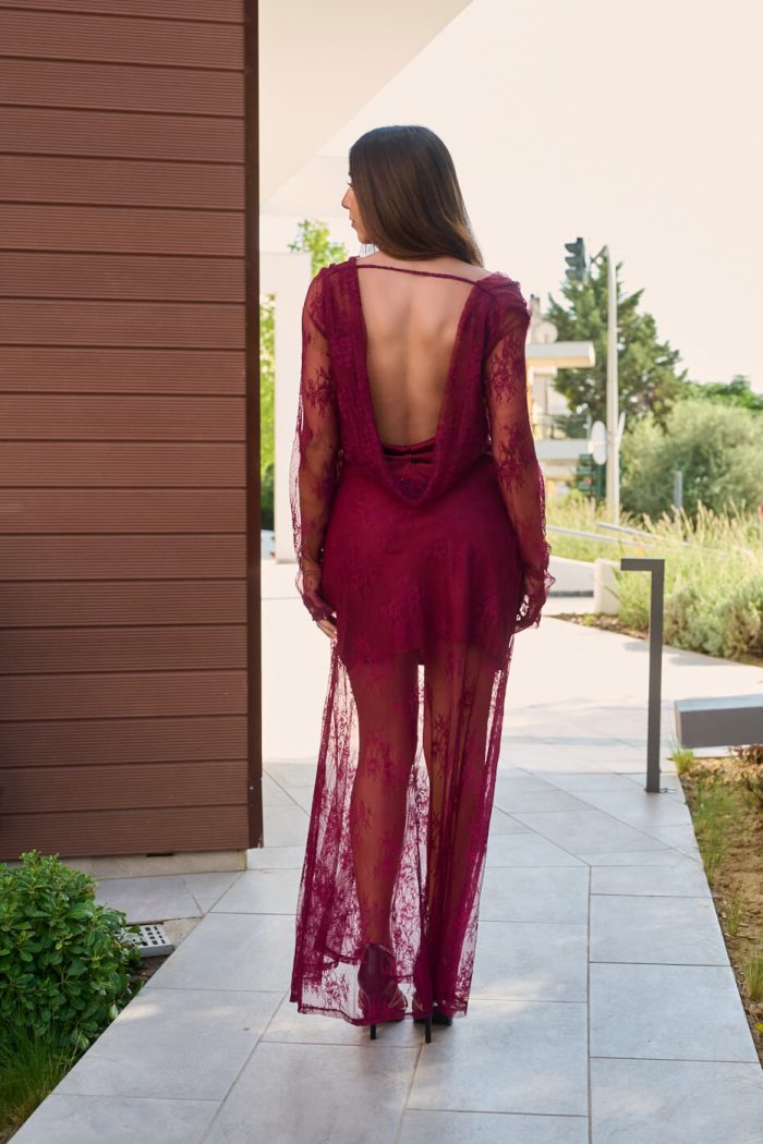 Φόρεμα maxi με δαντέλα και cowl neck βουργουνδί