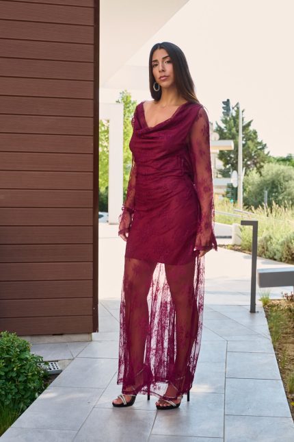Φόρεμα maxi με δαντέλα και cowl neck βουργουνδί