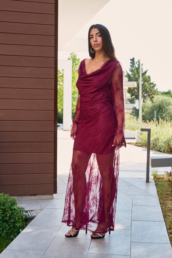 Φόρεμα maxi με δαντέλα και cowl neck βουργουνδί