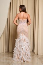 Φόρεμα maxi με κεντημένα στο χέρι στρας και feathers nude
