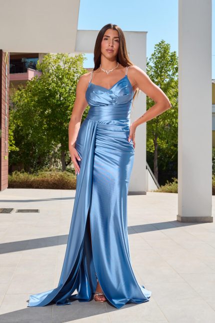 Φόρεμα maxi με ντραπέ σχέδιο και τιράντες στρας baby blue