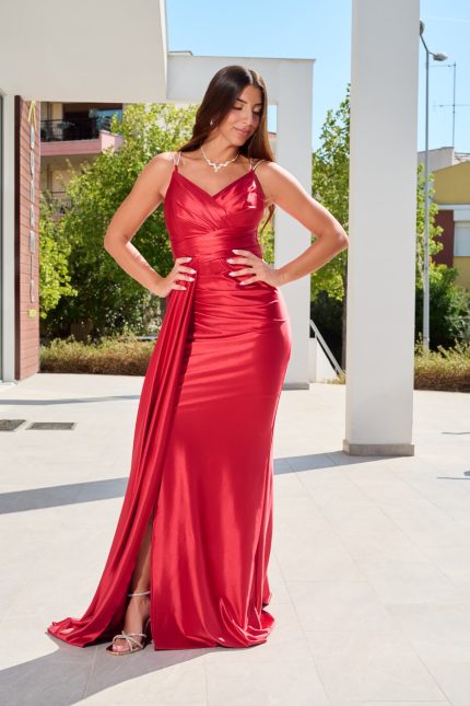 Φόρεμα maxi με ντραπέ σχέδιο και τιράντες στρας κόκκινο