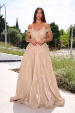 Φόρεμα maxi lurex με κεντημένα floral σχέδια χρυσό