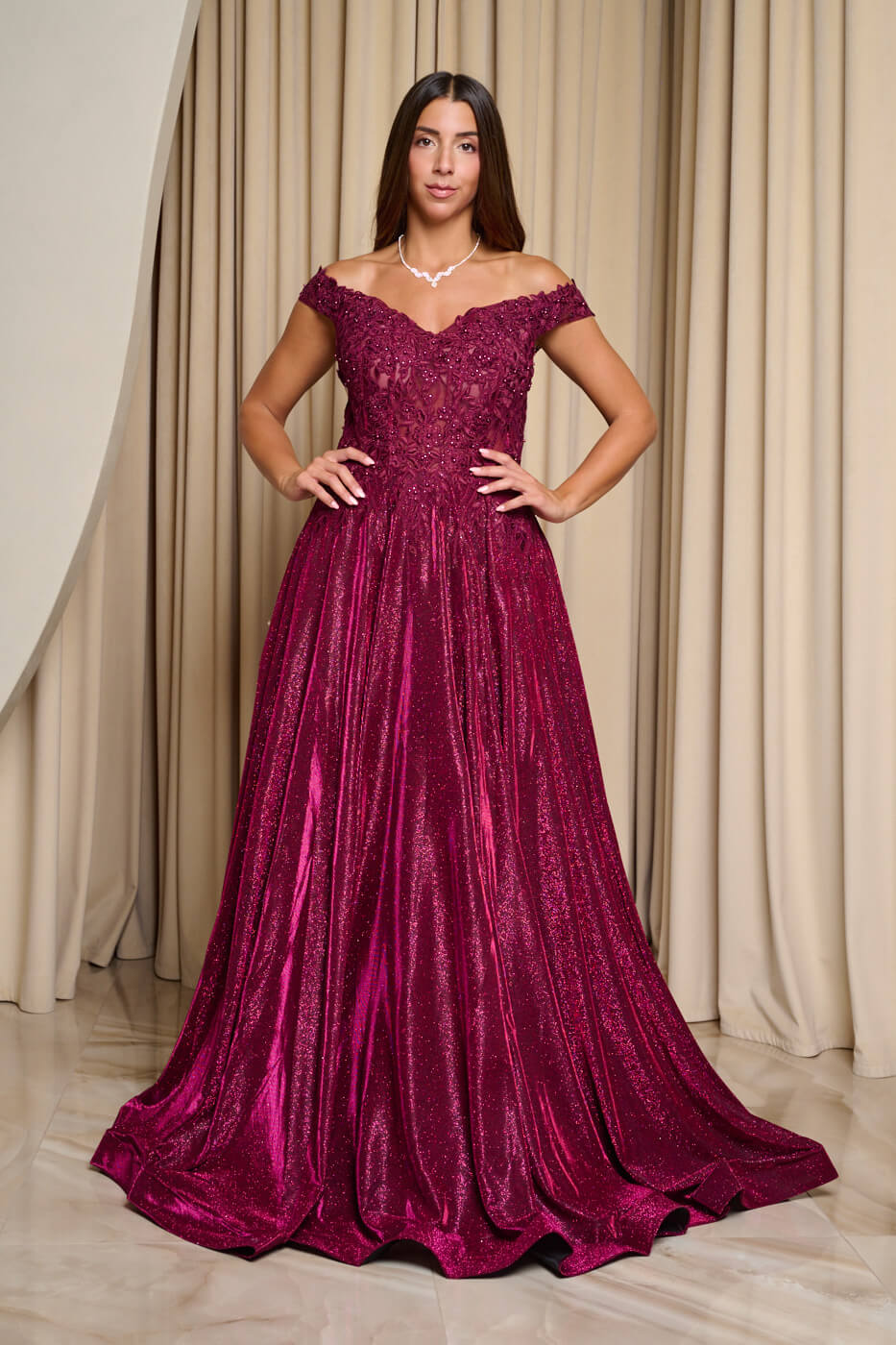 Φόρεμα maxi lurex με κεντημένα floral σχέδια βουργουνδί