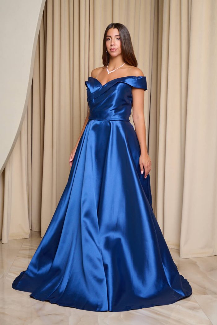 Φόρεμα maxi κλος σατέν off shoulder με πιέτες midnight blue