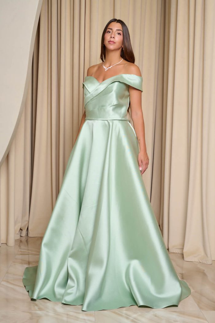Φόρεμα maxi κλος σατέν off shoulder με πιέτες μέντα