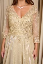Φόρεμα maxi με κεντημένα floral σχέδια και lurex χρυσό
