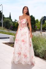 Φόρεμα maxi στράπλες floral print με τούλι και παγιέτες λευκό