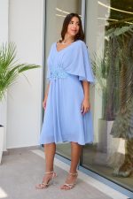 Φόρεμα midi με πλισέ V ντεκολτέ και λεπτομέρεια με στρας dusty blue