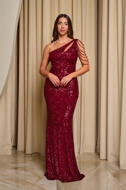 Φόρεμα maxi one shoulder με παγιέτες και χάντρες βουργουνδί
