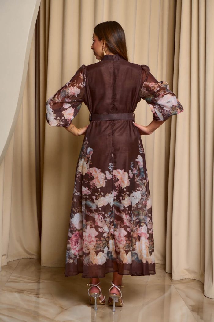 Φόρεμα maxi με floral print και διακοσμητικά κουμπιά καφέ
