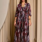 Φόρεμα maxi εμπριμέ με βαθύ V ντεκολτέ μαύρο