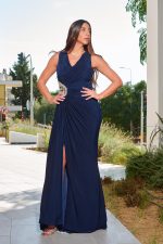 Φόρεμα maxi με κόσμημα από πέτρες και σούρες midnight blue