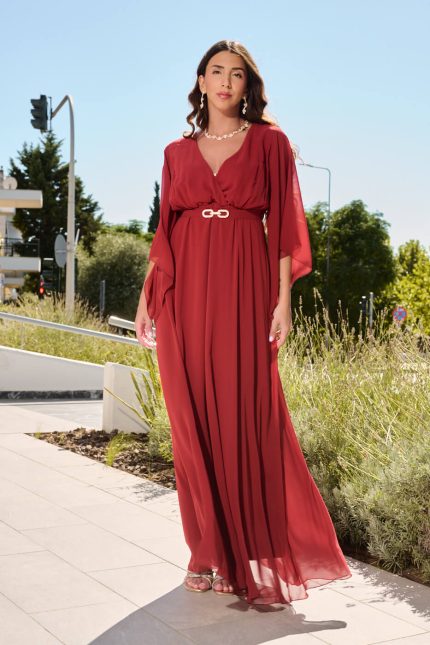 Φόρεμα maxi κρουαζέ με ζώνη μπορντό