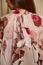 Μπλούζα see through με φιόγκο και floral print μπεζ