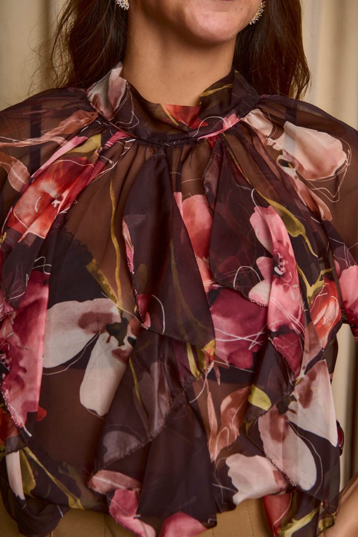Μπλούζα see through με φιόγκο και floral print μαύρο