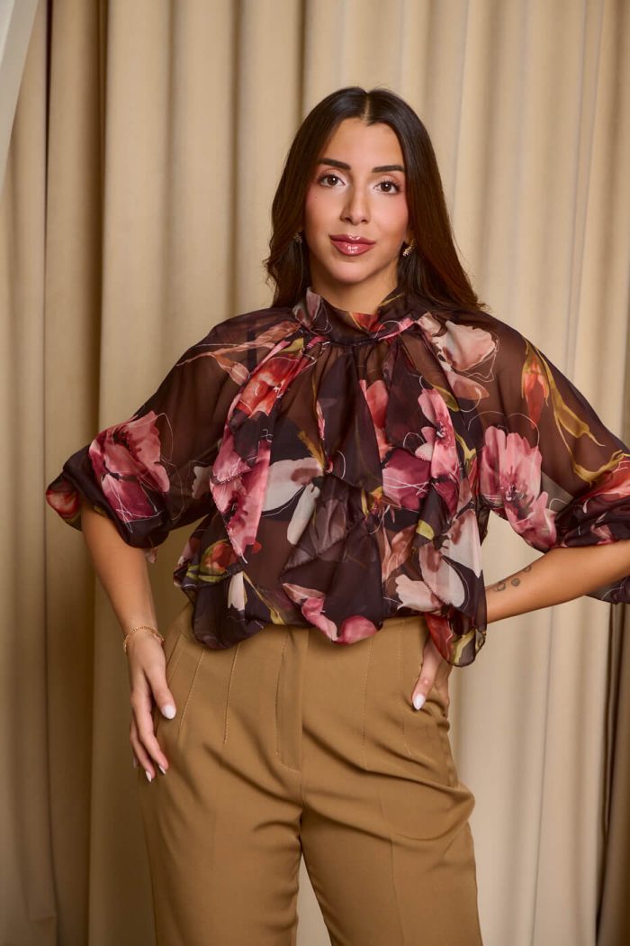 Μπλούζα see through με φιόγκο και floral print μαύρο