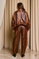 Τζάκετ με snake print και λουστρέ υφή καφέ