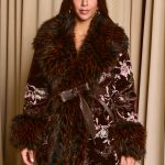 Παλτό καφέ με floral σχέδια από παγιέτες και γούνα