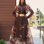 Σετ πουκάμισο - φούστα με floral print και κουμπιά πέρλες καφέ