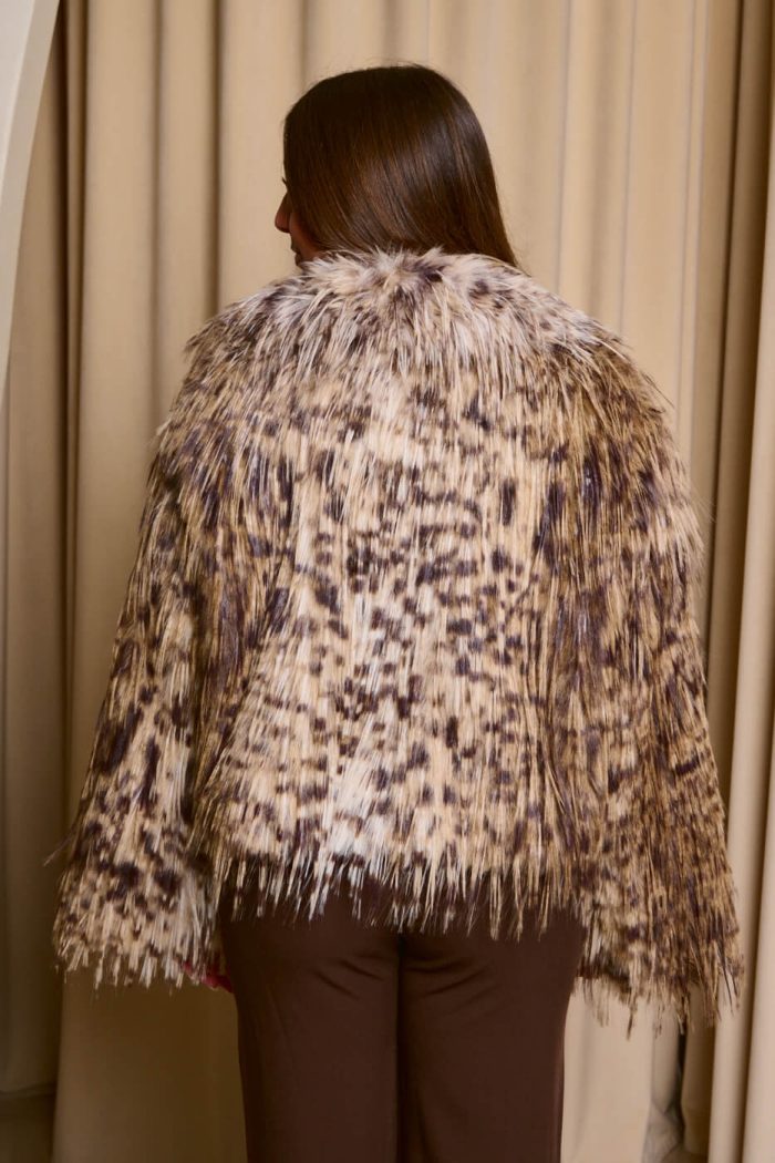 Γούνα κοντή με animal print