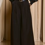 Παντελόνι με πιέτες μπροστά και ζώνη μαύρο