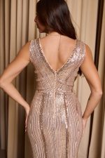 Φόρεμα maxi με παγιέτες και βαθύ V ντεκολτέ rose gold