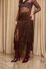 Φούστα mini από καστόρι με μακριά κρόσσια καφέ - Image 5