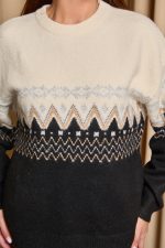 Μπλούζα πλεκτή με Jacquard σχέδιο ασπρόμαυρη - Image 6