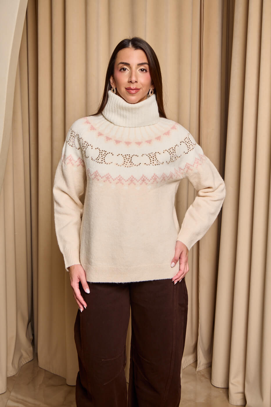 Πουλόβερ πλεκτό με σχέδιο και στρας μπεζ