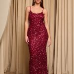 Φόρεμα maxi με παγιέτες και λεπτές τιράντες κόκκινο