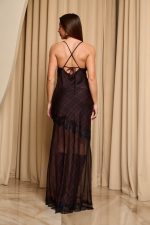 Φόρεμα maxi με σχέδια δαντέλα και λεπτές τιράντες καρό - Image 6