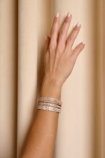 Βραχιόλι cuff με σειρές από στρας χρυσό