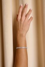 Βραχιόλι με baguette ζιργκόν ασημί