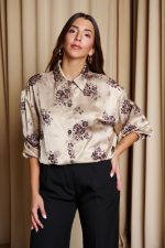 Πουκάμισο με floral print και κουμπιά κόσμημα μπεζ